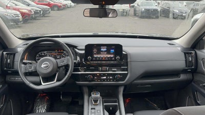 2022 Nissan Pathfinder SV 4WD