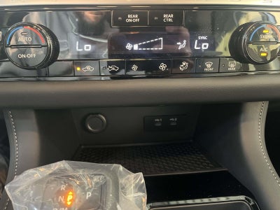 2024 Nissan Pathfinder SV 4WD