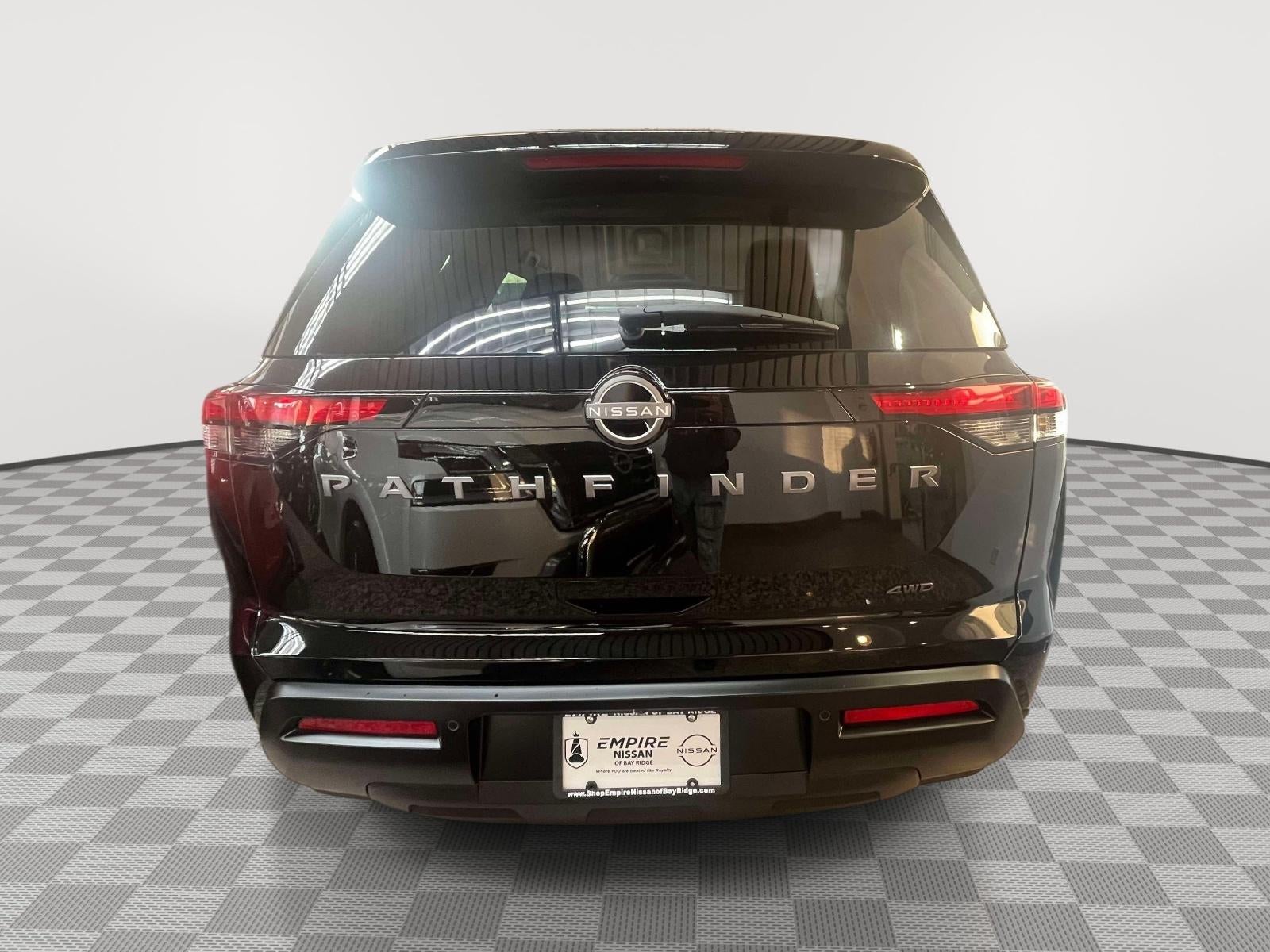 2024 Nissan Pathfinder SV 4WD