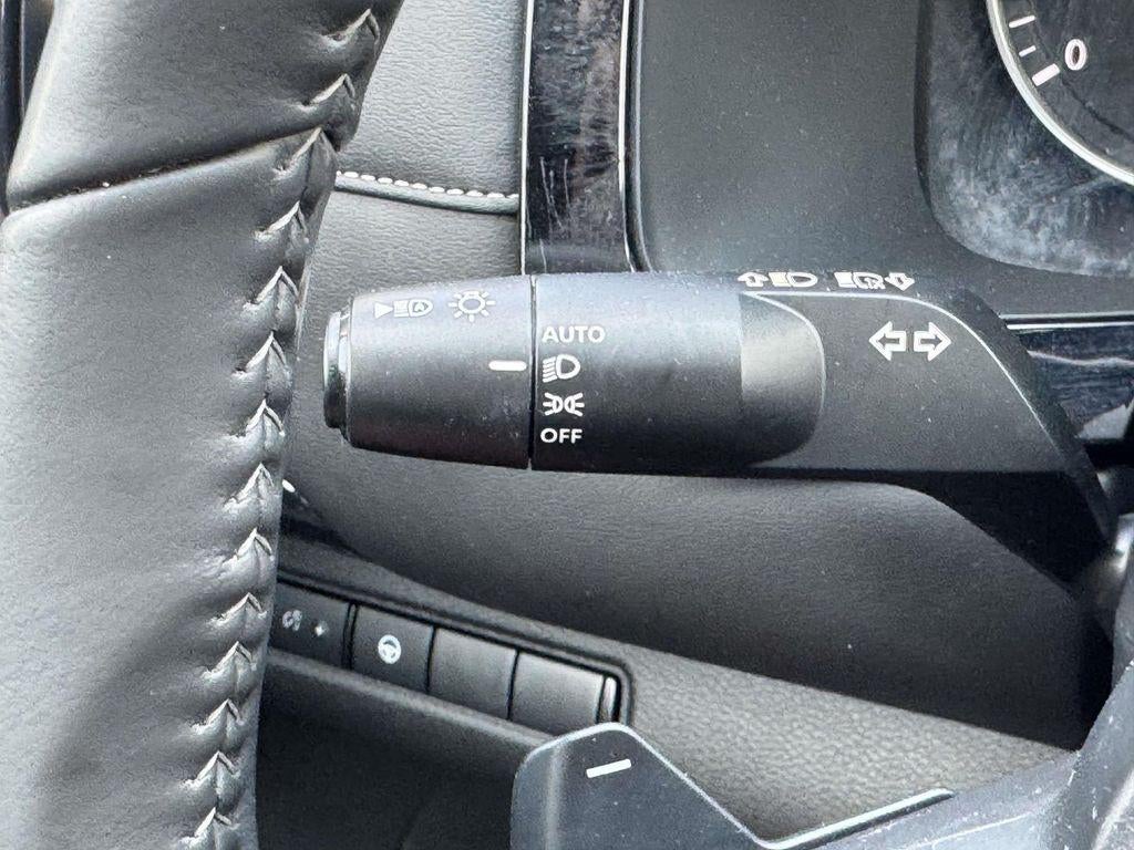 2024 Nissan Pathfinder SV 4WD