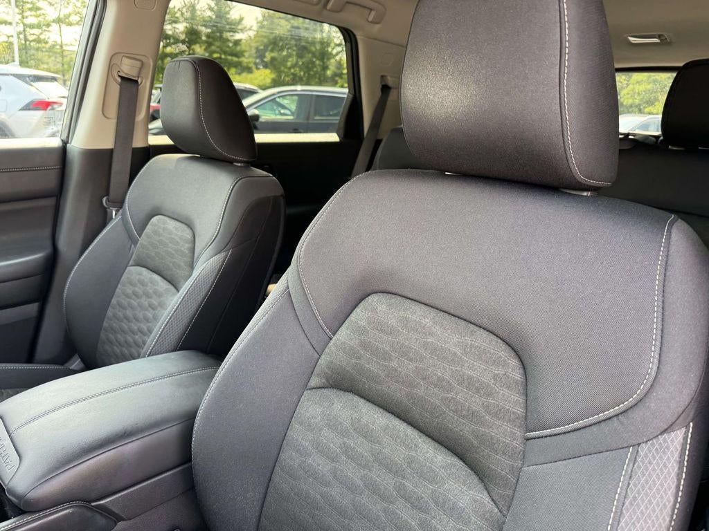 2024 Nissan Pathfinder SV 4WD