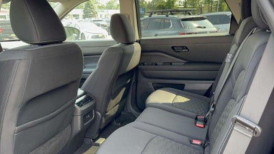 2024 Nissan Pathfinder SV 4WD