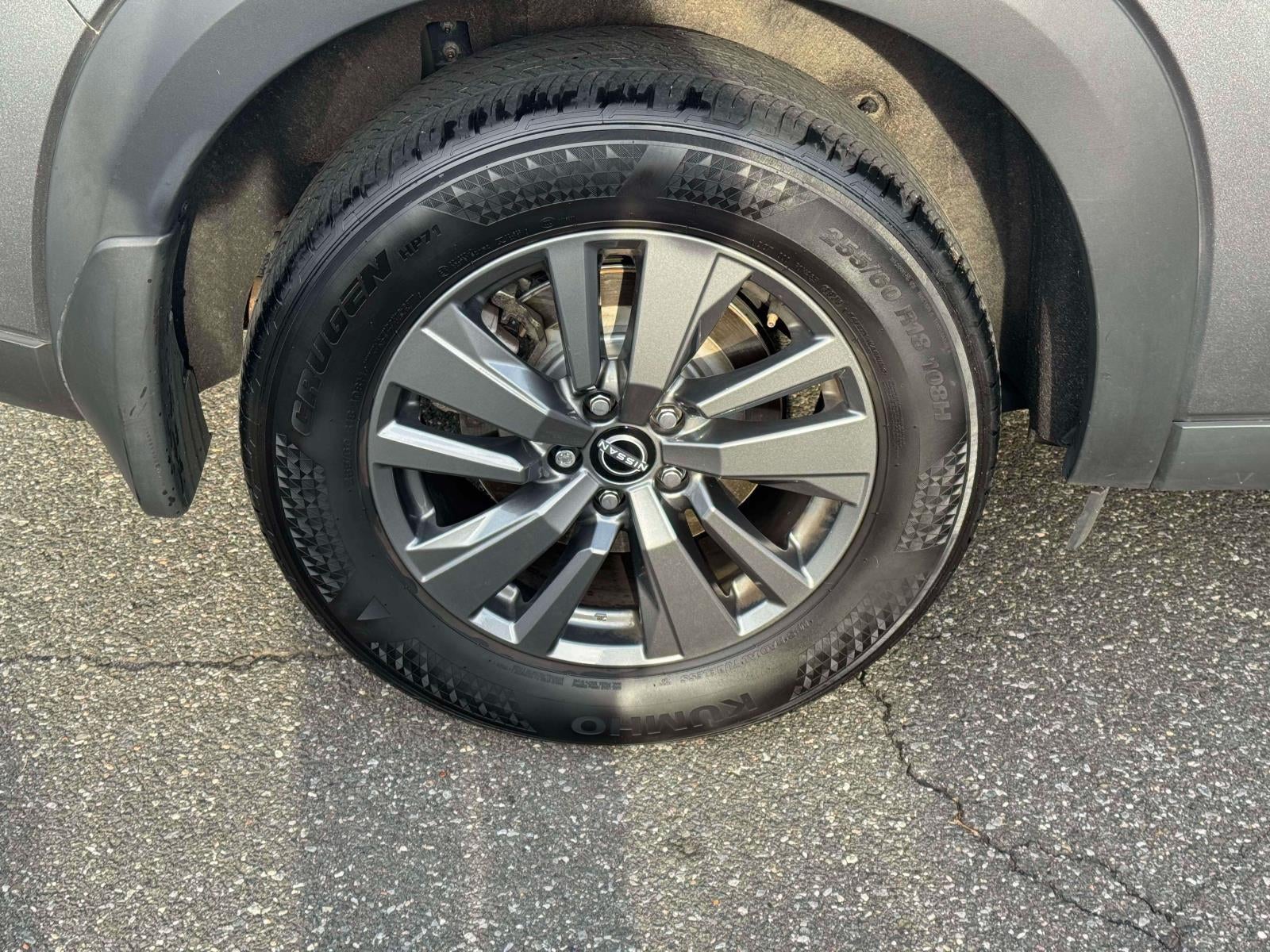 2024 Nissan Pathfinder SV 4WD