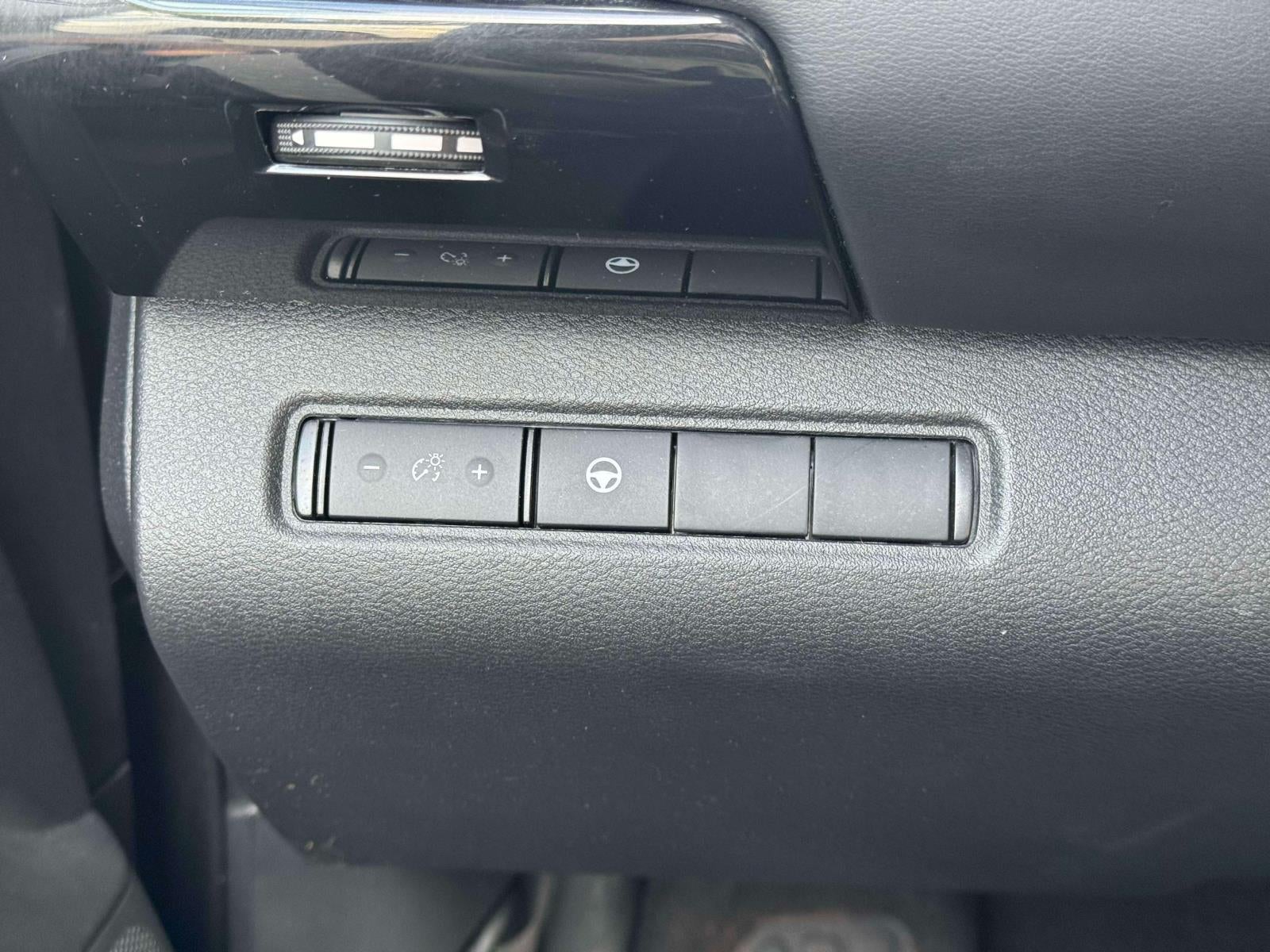 2024 Nissan Pathfinder SV 4WD
