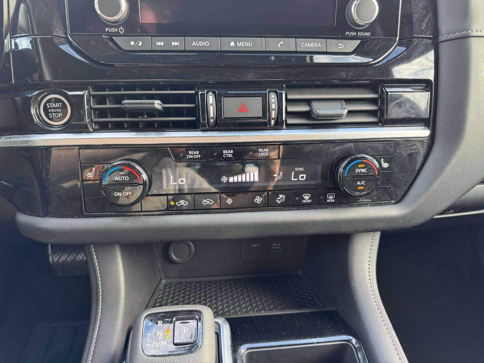 2024 Nissan Pathfinder SV 4WD