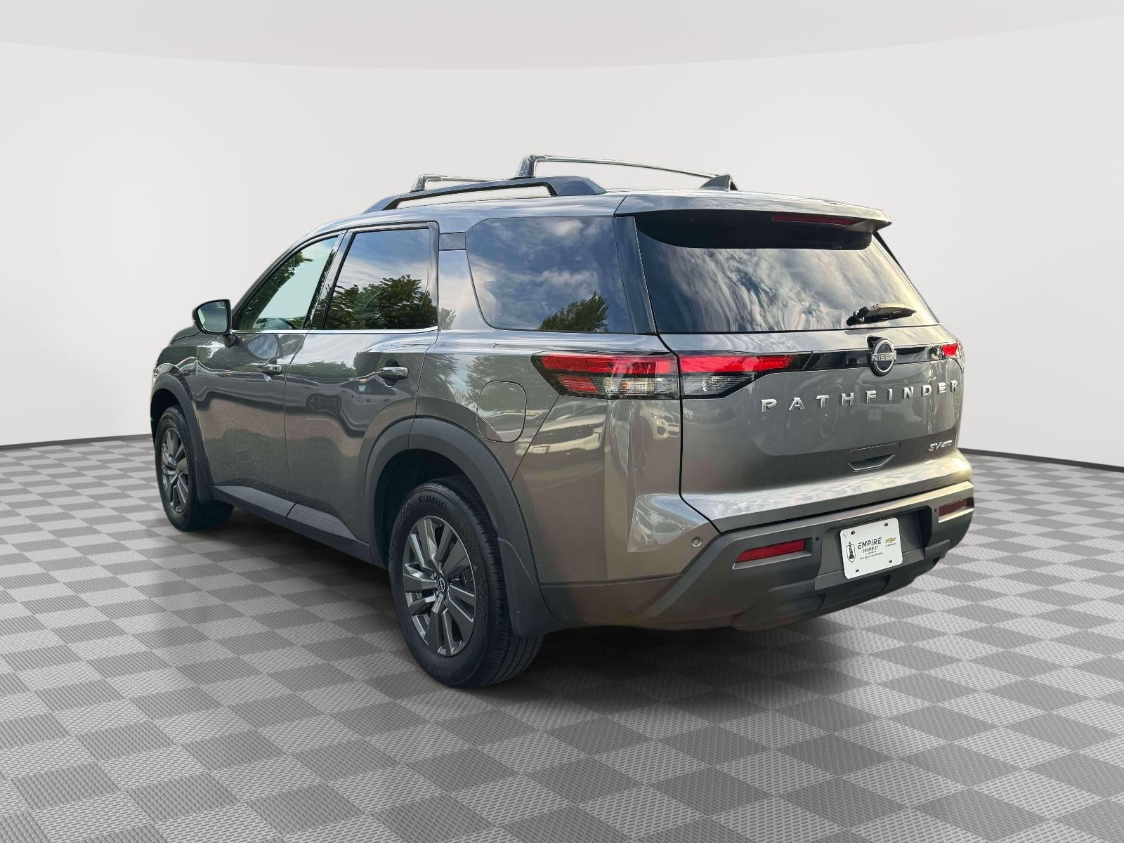 2024 Nissan Pathfinder SV 4WD
