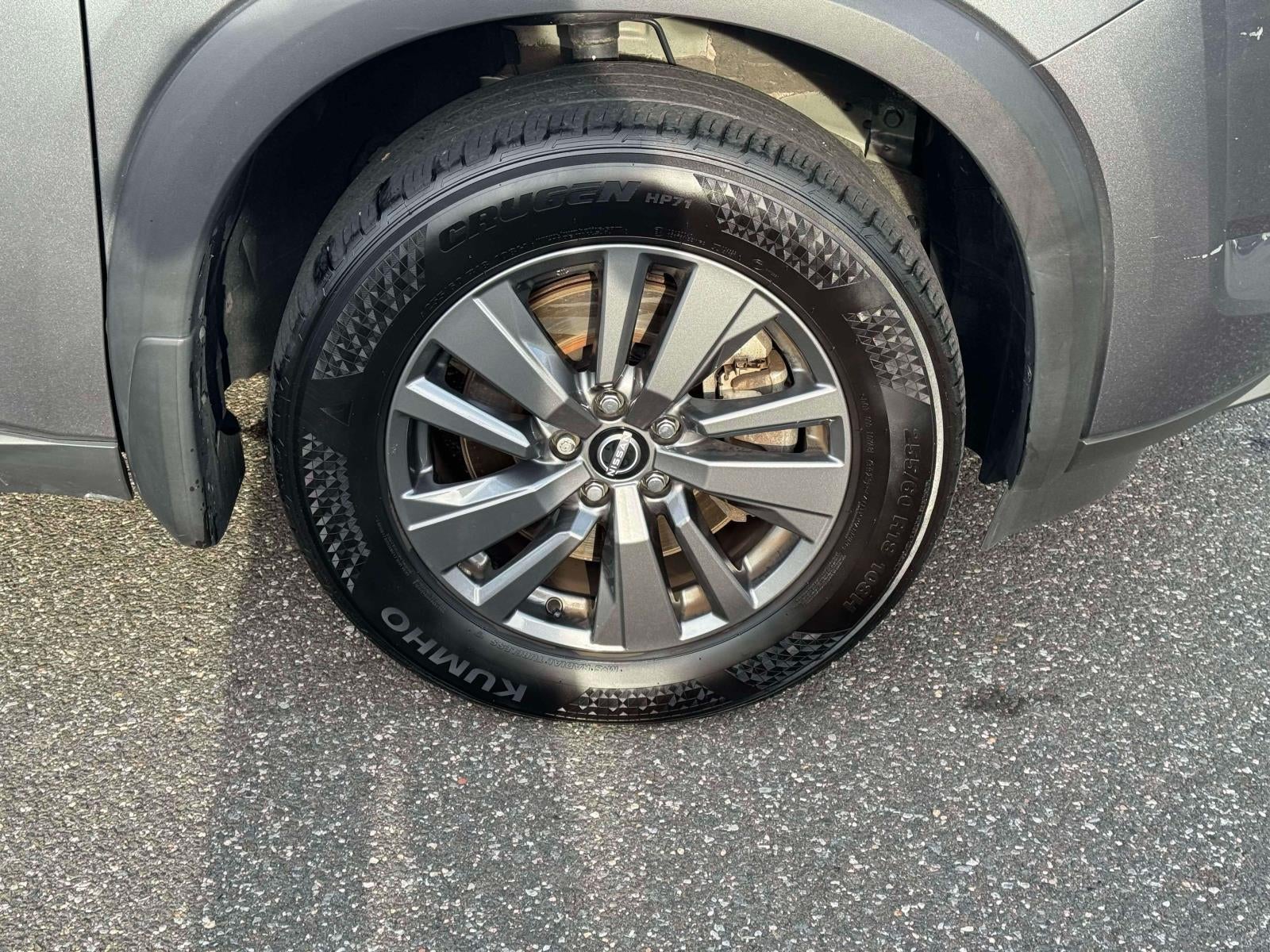 2024 Nissan Pathfinder SV 4WD