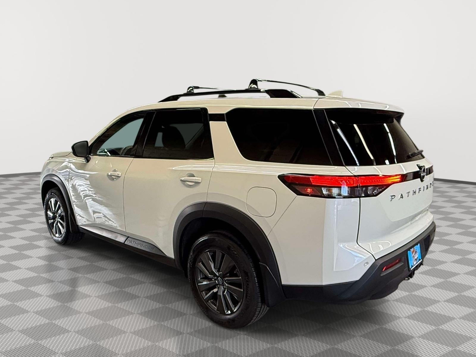 2023 Nissan Pathfinder SV 4WD