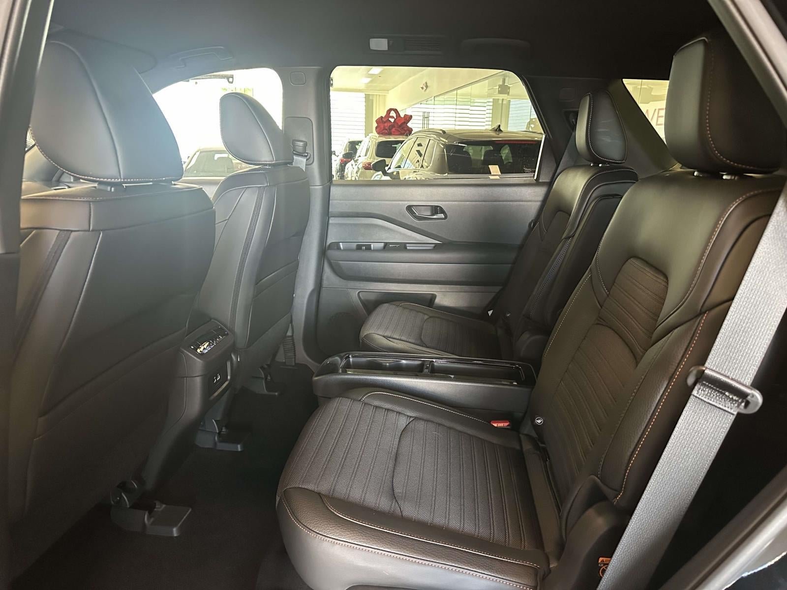 2025 Nissan Pathfinder Rock Creek 4WD
