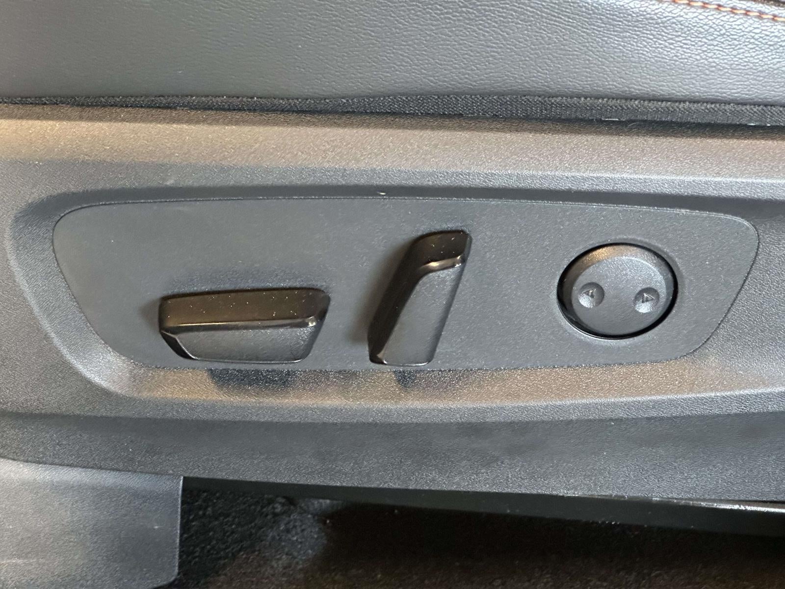 2025 Nissan Pathfinder Rock Creek 4WD