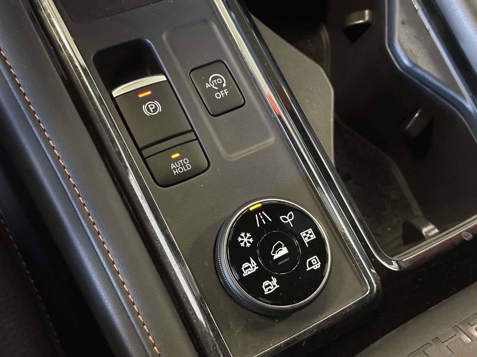 2025 Nissan Pathfinder Rock Creek 4WD