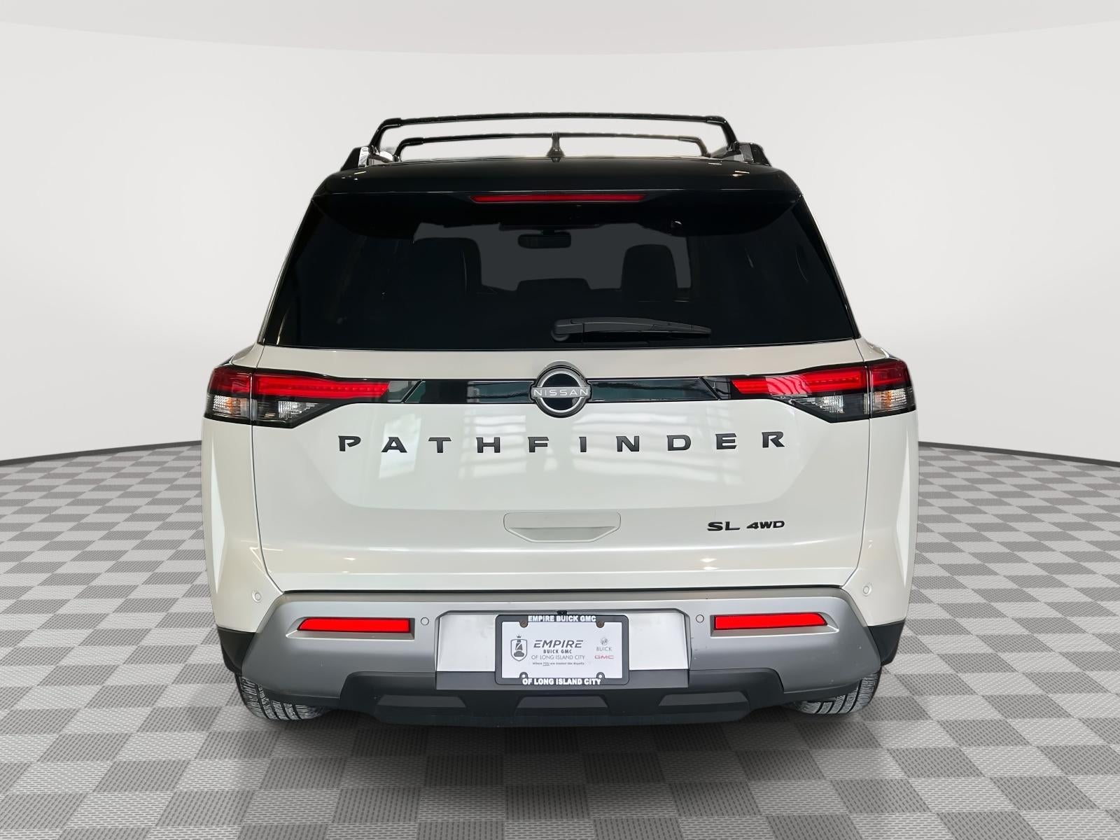 2023 Nissan Pathfinder SL 4WD