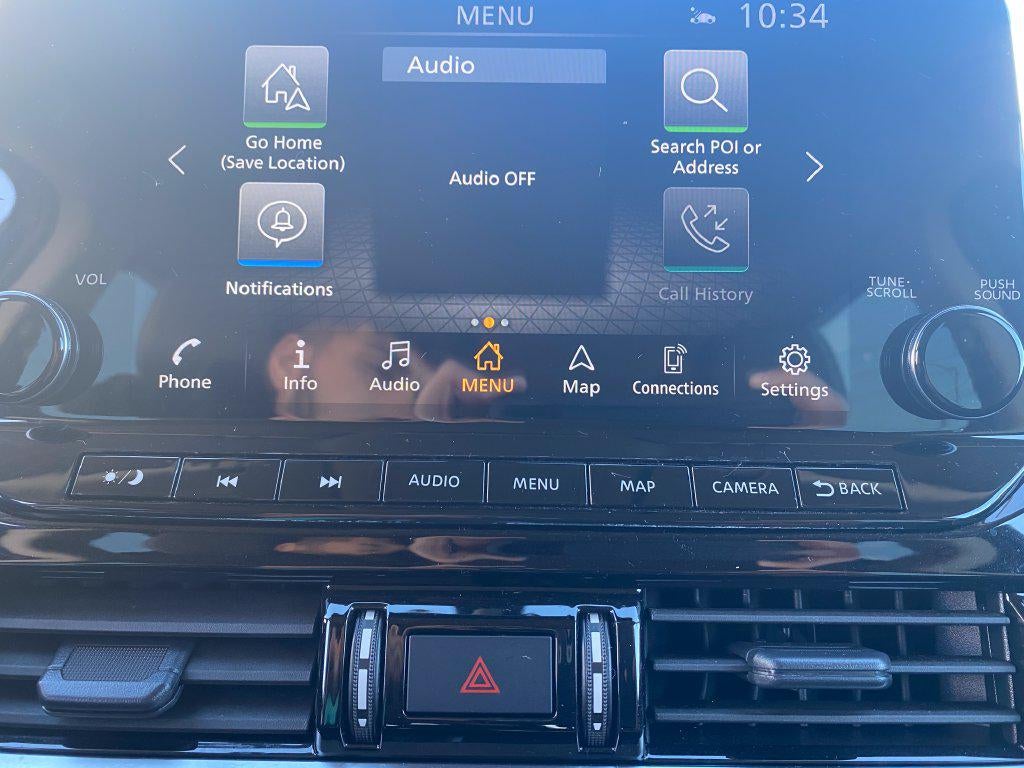 2025 Nissan Pathfinder SL 4WD
