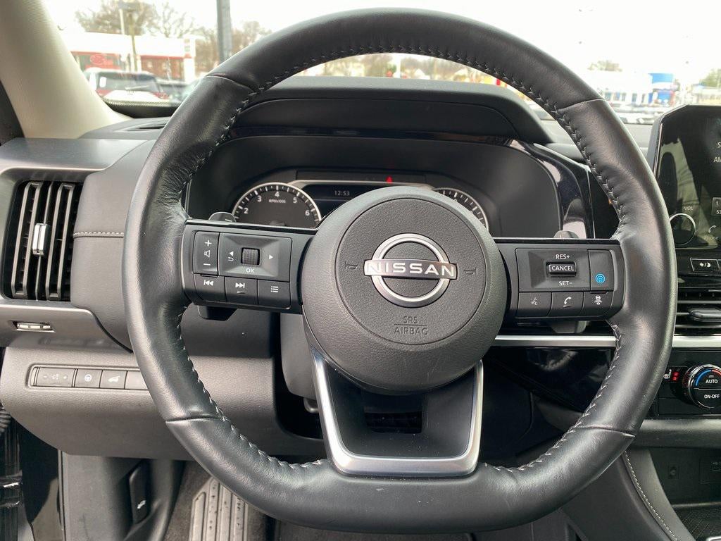 2025 Nissan Pathfinder SL 4WD