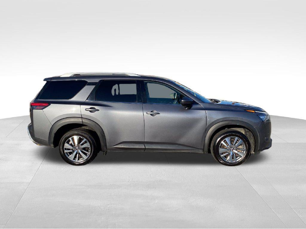 2025 Nissan Pathfinder SL 4WD