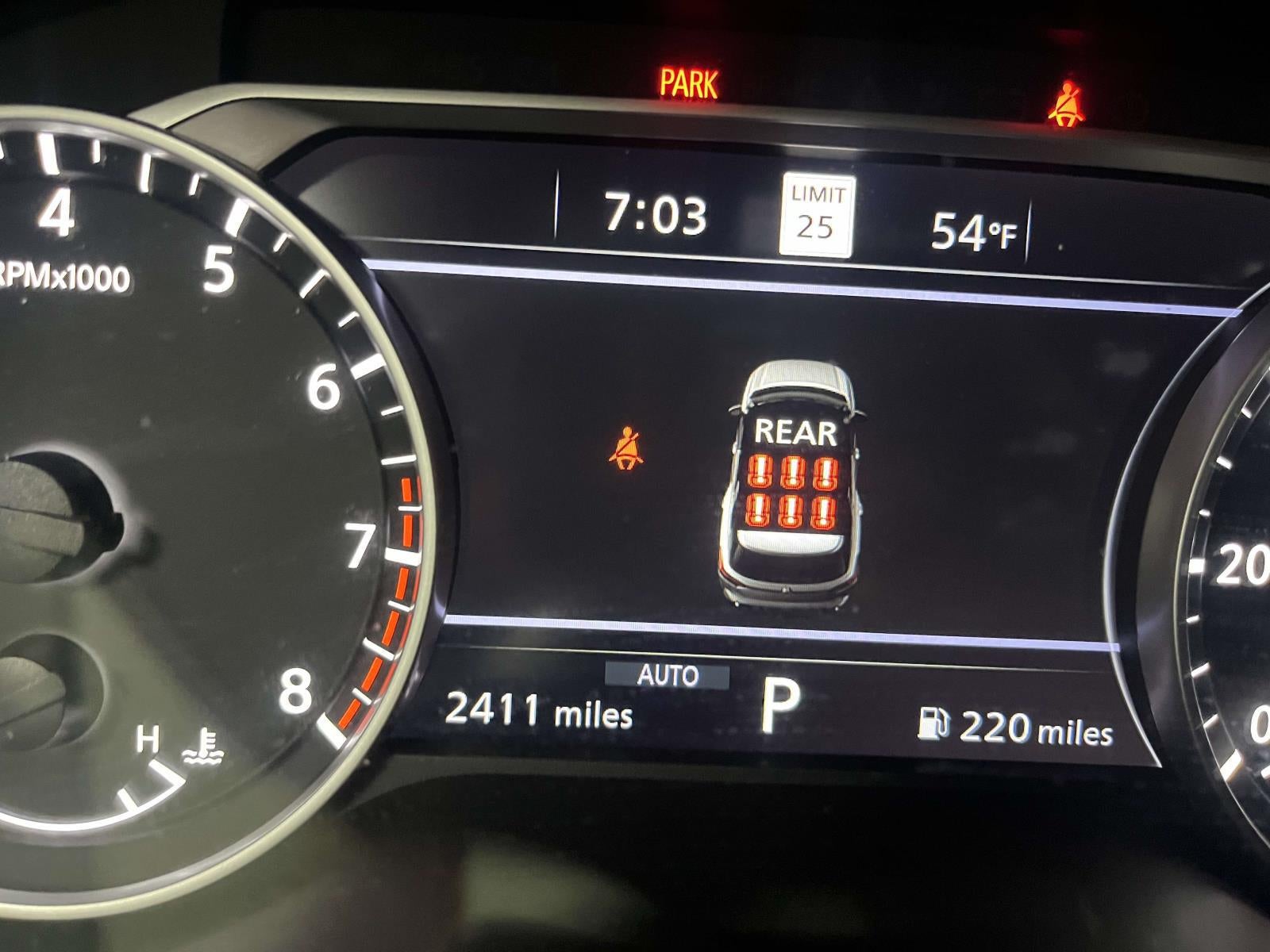 2025 Nissan Pathfinder SL 4WD