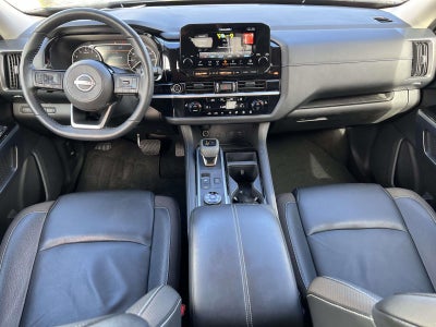2024 Nissan Pathfinder SL 4WD
