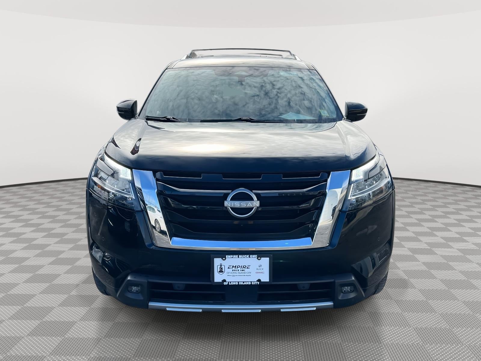 2024 Nissan Pathfinder SL 4WD