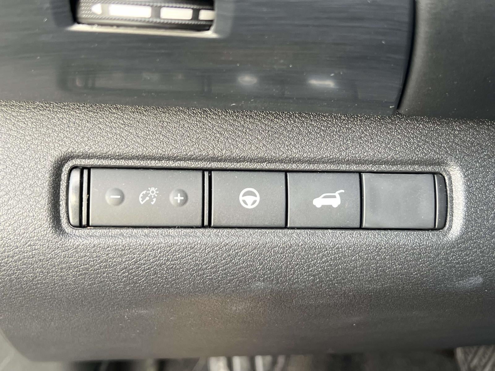 2024 Nissan Pathfinder SL 4WD