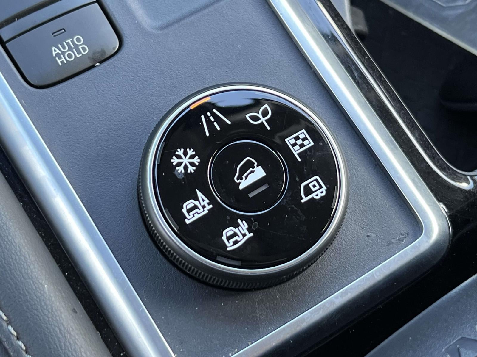 2024 Nissan Pathfinder SL 4WD