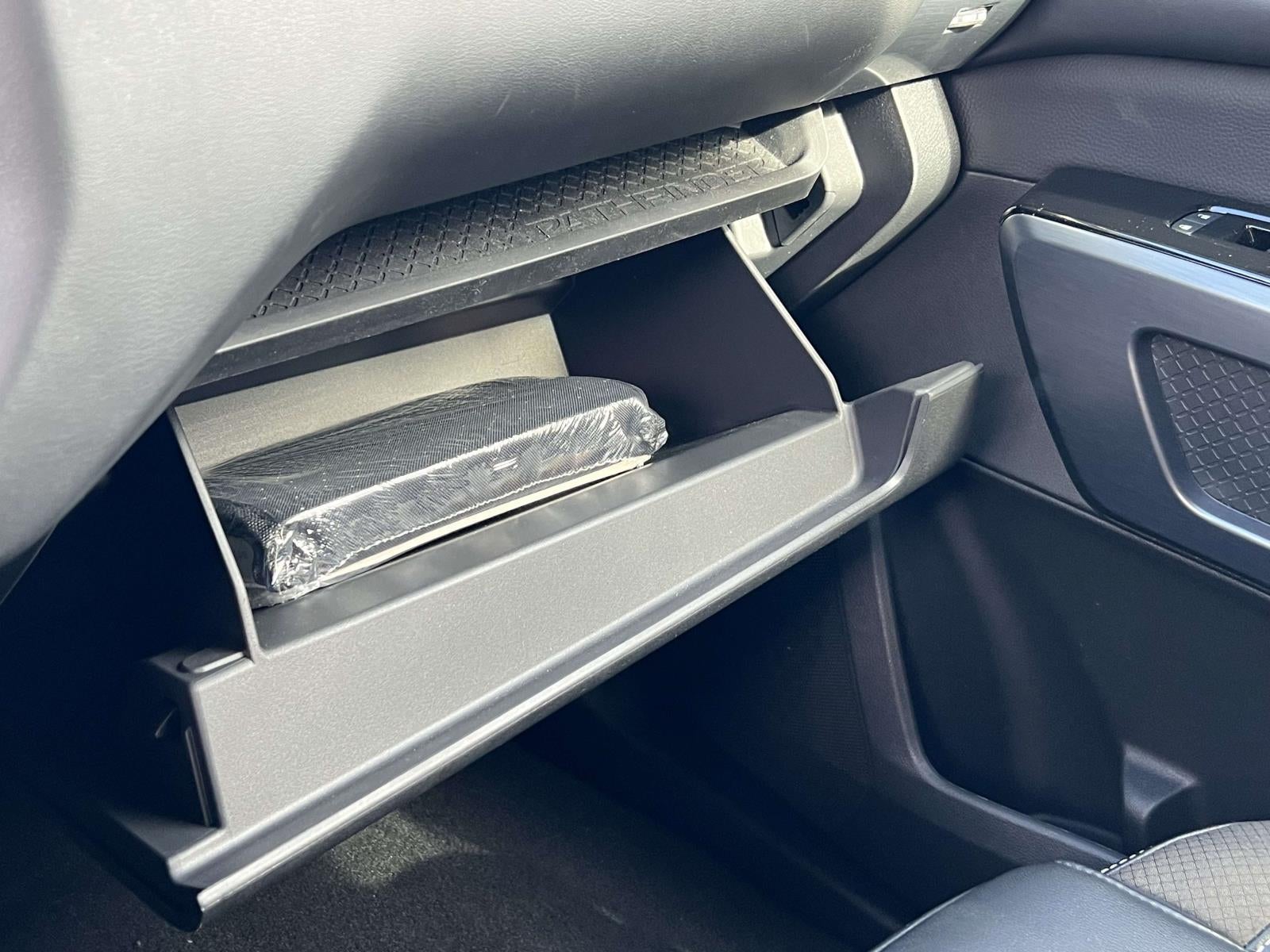 2024 Nissan Pathfinder SL 4WD