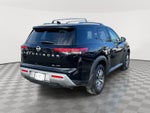 2024 Nissan Pathfinder SL 4WD