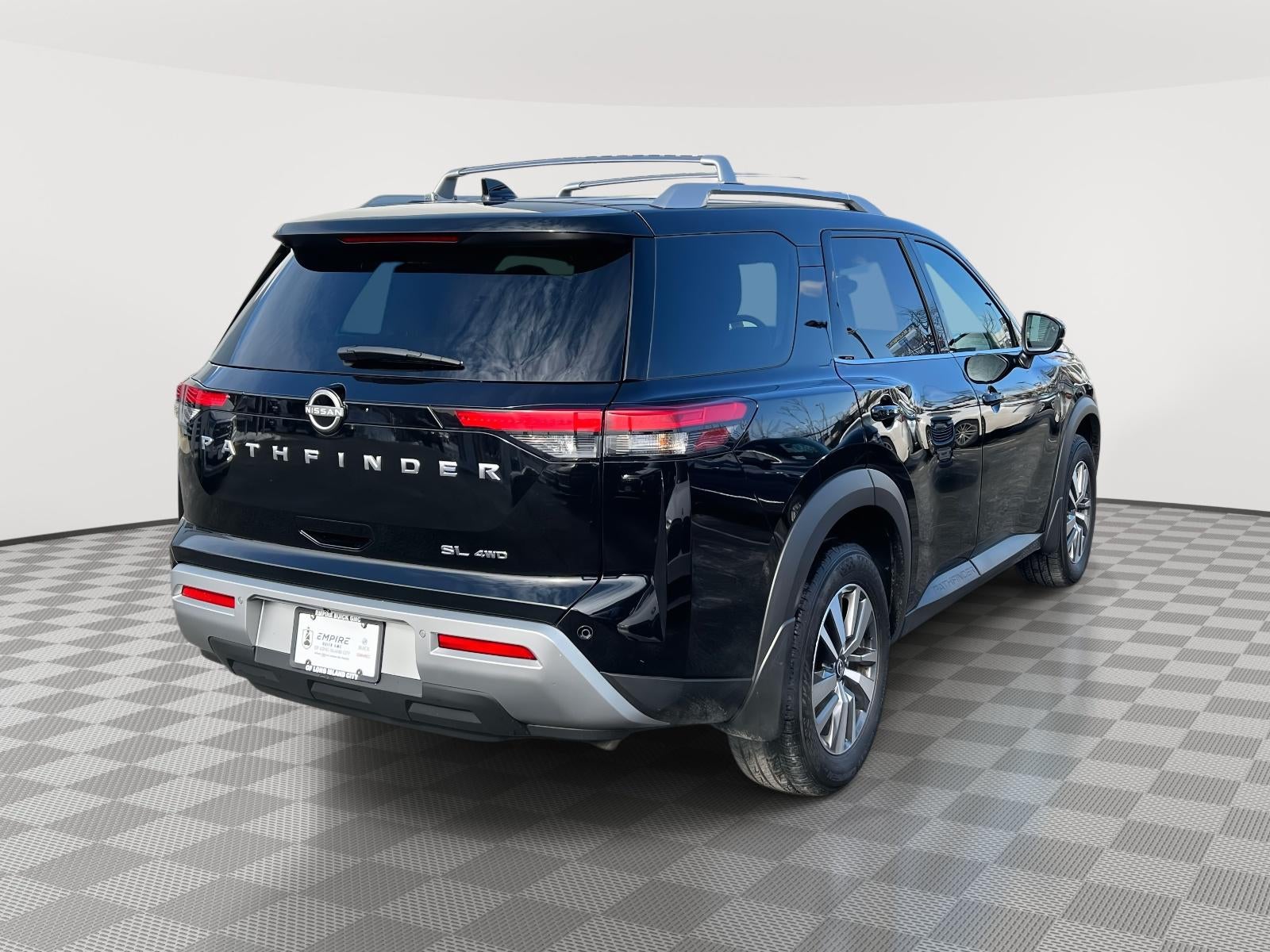 2024 Nissan Pathfinder SL 4WD