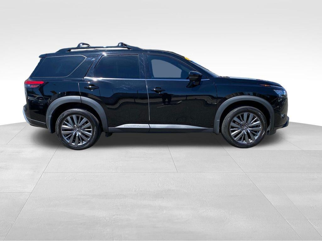 2024 Nissan Pathfinder SL 4WD