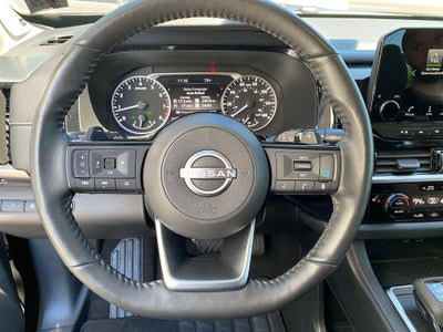2024 Nissan Pathfinder SL 4WD