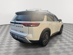 2024 Nissan Pathfinder SL 4WD