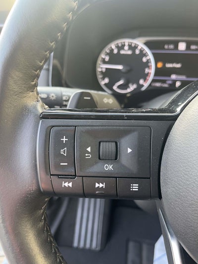 2024 Nissan Pathfinder SL 4WD