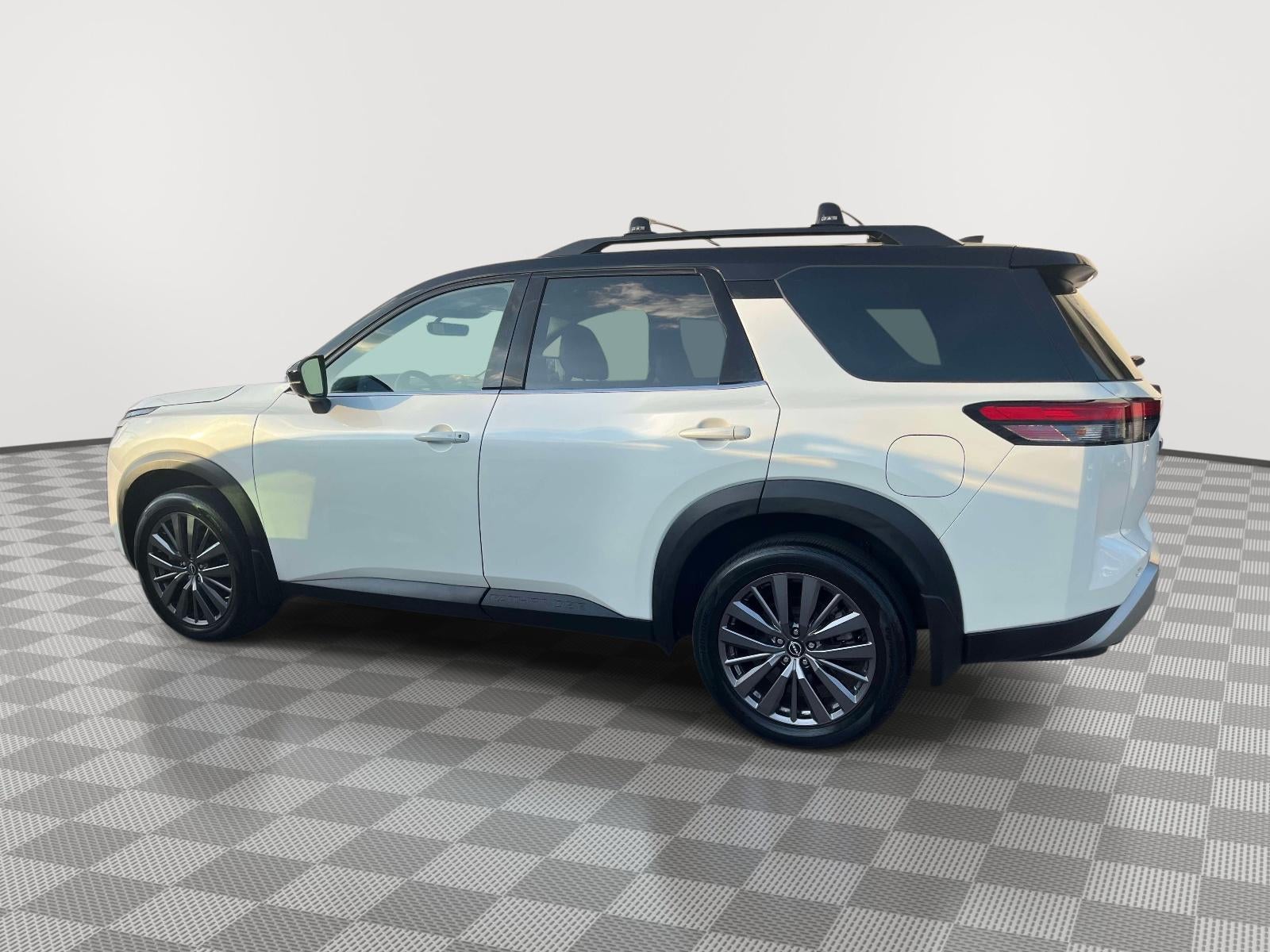 2024 Nissan Pathfinder SL 4WD