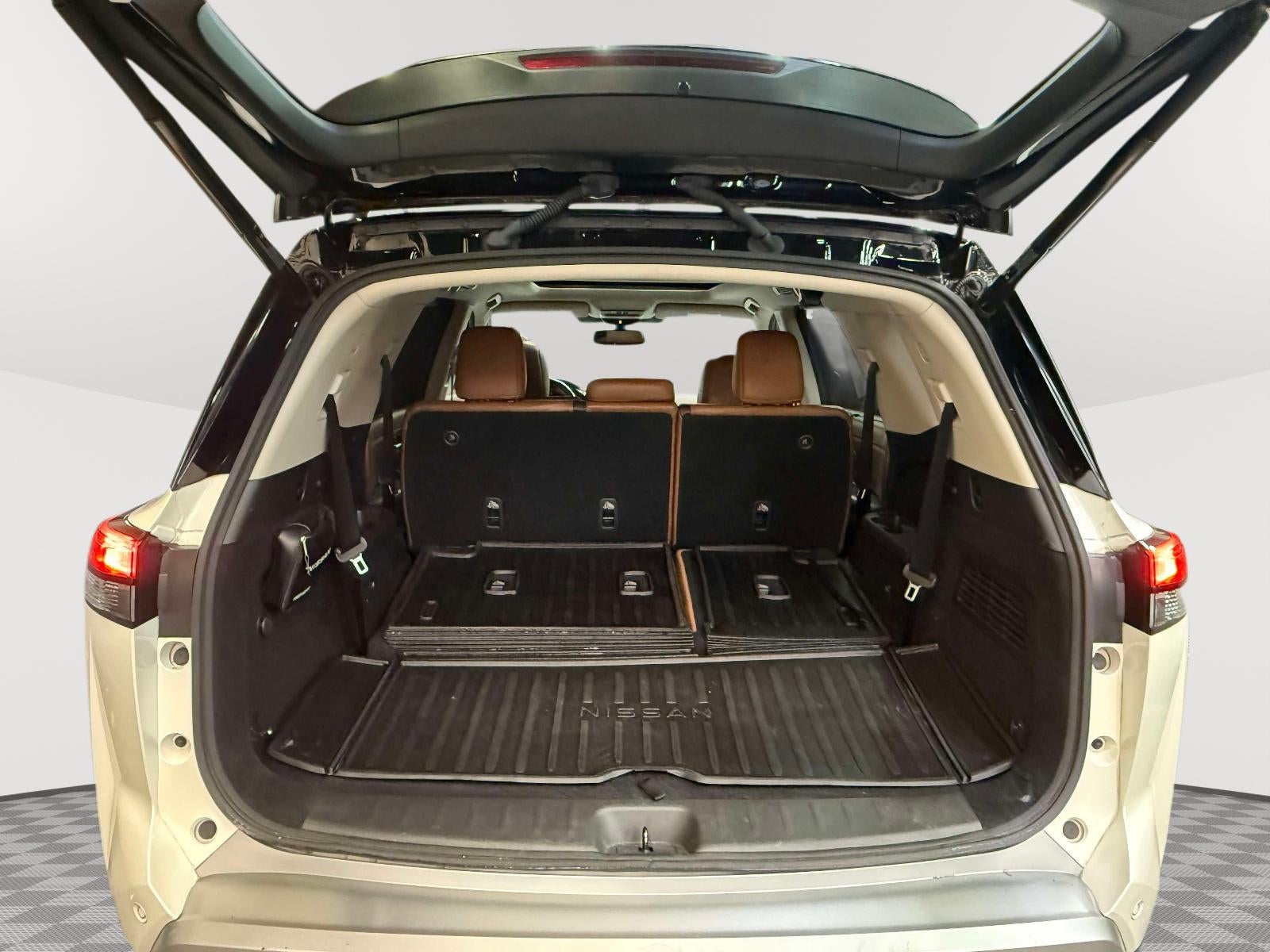 2022 Nissan Pathfinder Platinum 4WD