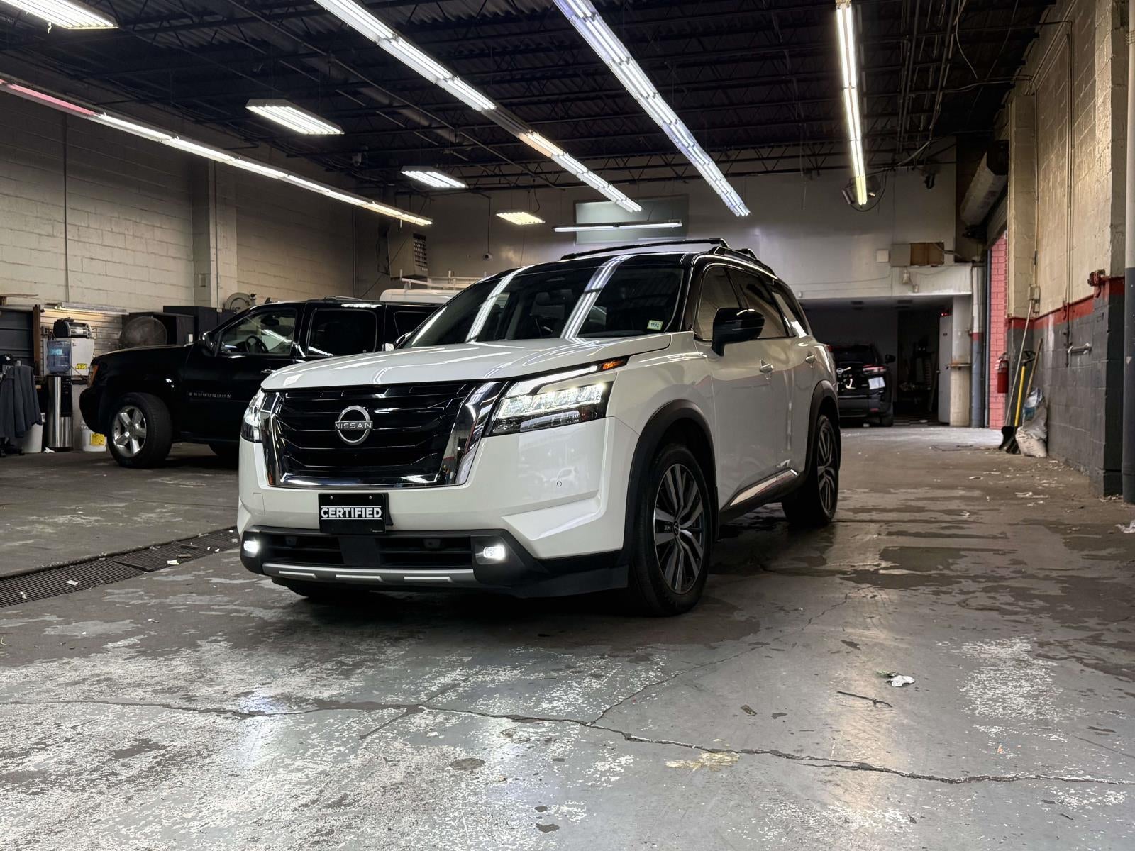 2022 Nissan Pathfinder Platinum 4WD