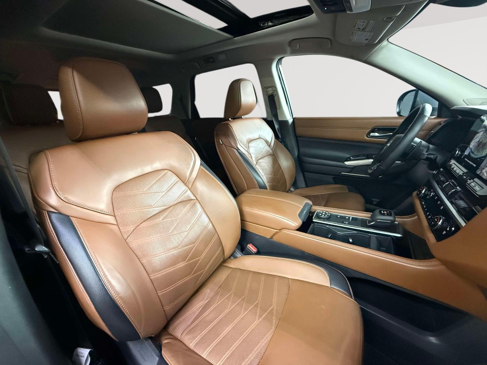 2024 Nissan Pathfinder Platinum 4WD
