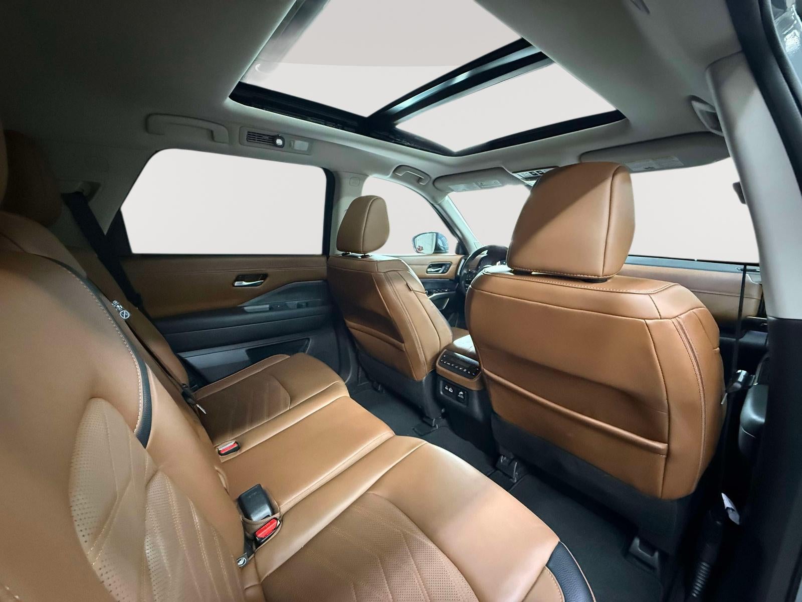 2024 Nissan Pathfinder Platinum 4WD