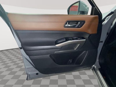 2024 Nissan Pathfinder Platinum 4WD