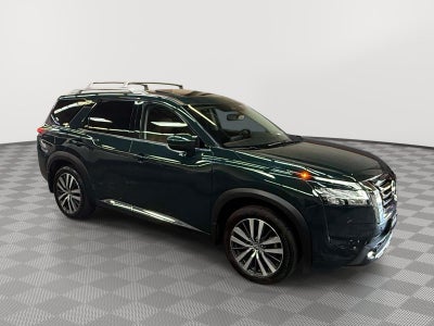 2022 Nissan Pathfinder Platinum 4WD