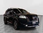 2022 Nissan Pathfinder Platinum 4WD