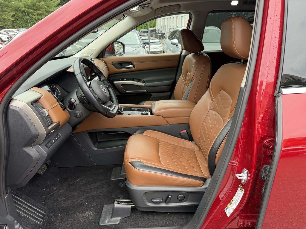 2022 Nissan Pathfinder Platinum 4WD