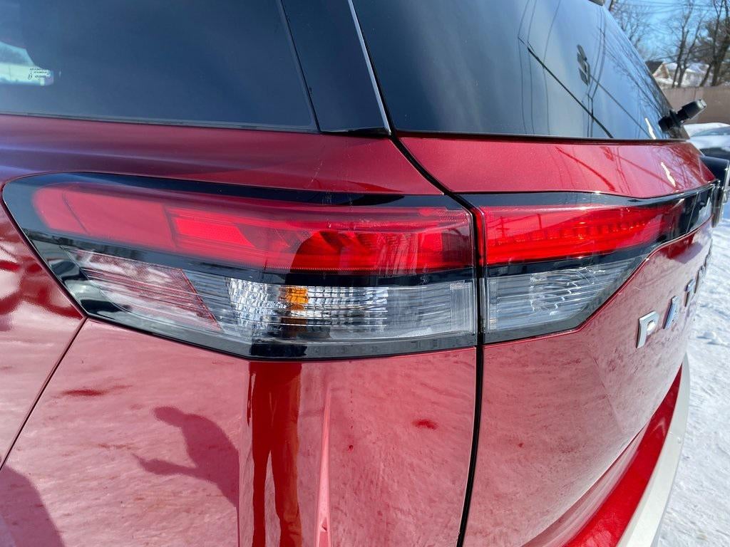 2024 Nissan Pathfinder Platinum 4WD