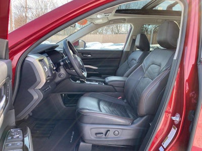 2024 Nissan Pathfinder Platinum 4WD