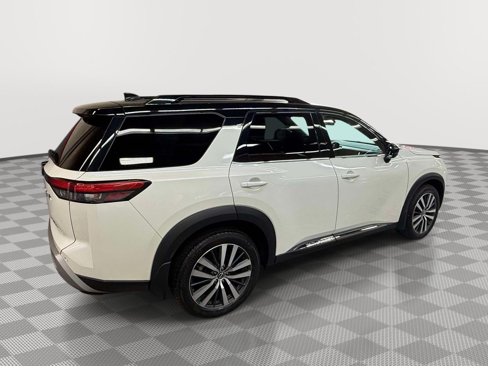 2022 Nissan Pathfinder Platinum 4WD