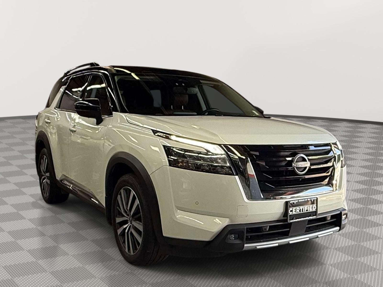 2022 Nissan Pathfinder Platinum 4WD