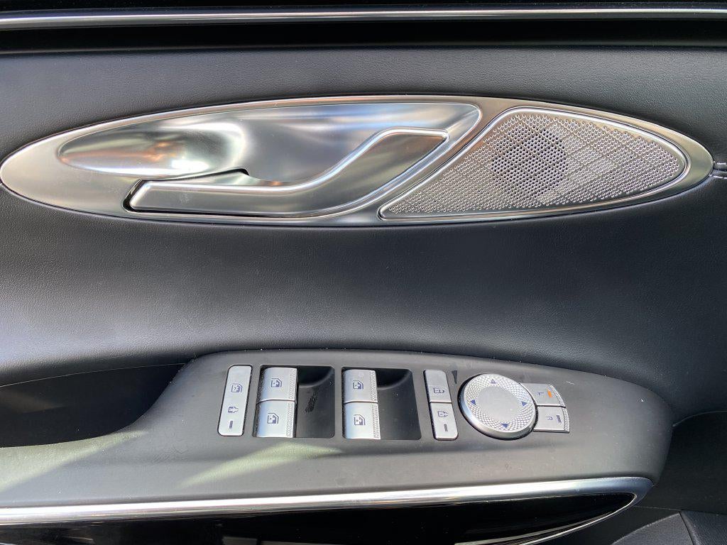 2025 Genesis GV70 2.5T AWD
