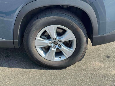 2025 Toyota Grand Highlander LE