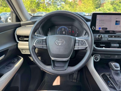 2025 Toyota Grand Highlander LE