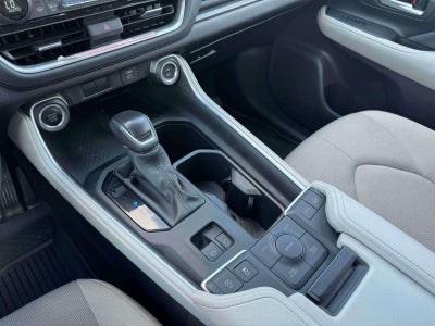 2025 Toyota Grand Highlander LE