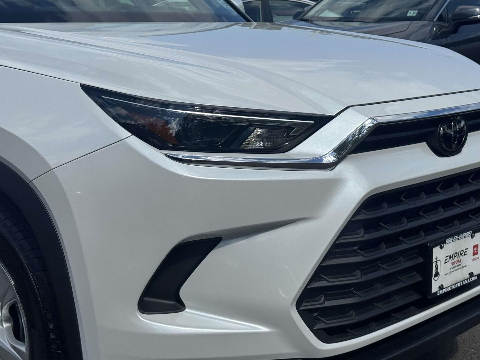 2025 Toyota Grand Highlander LE