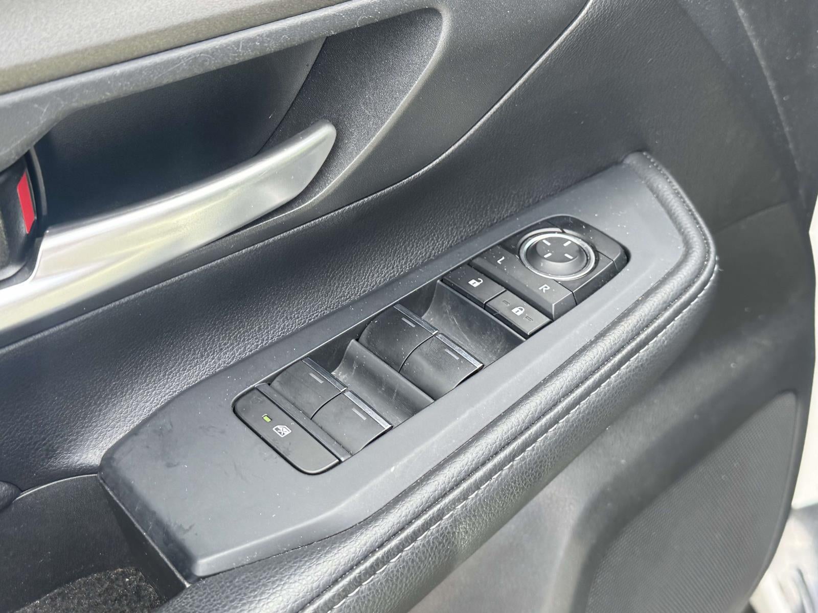 2025 Toyota Grand Highlander LE